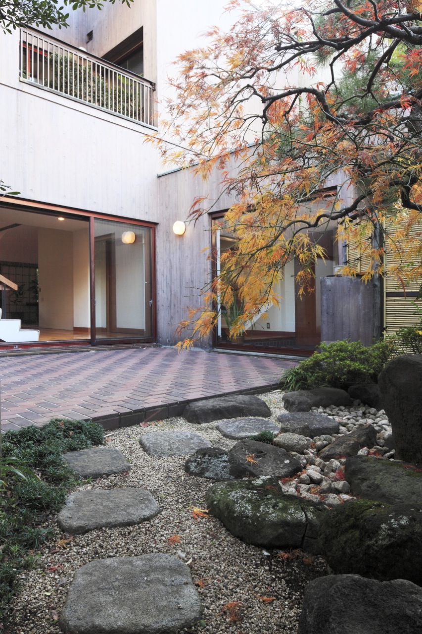 Front terrace   Front terrace